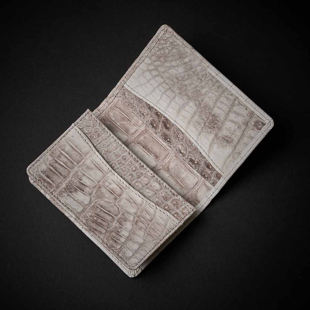 PREMIUM CROCO CARD CASE "EPIGRAPHIA"