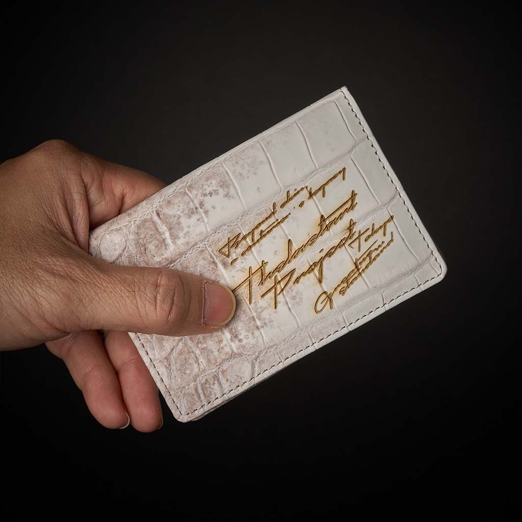 PREMIUM CROCO CARD CASE "EPIGRAPHIA"