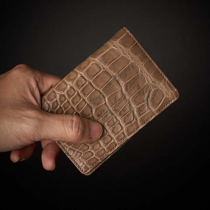 PREMIUM CROCO CARD CASE "EPIGRAPHIA"