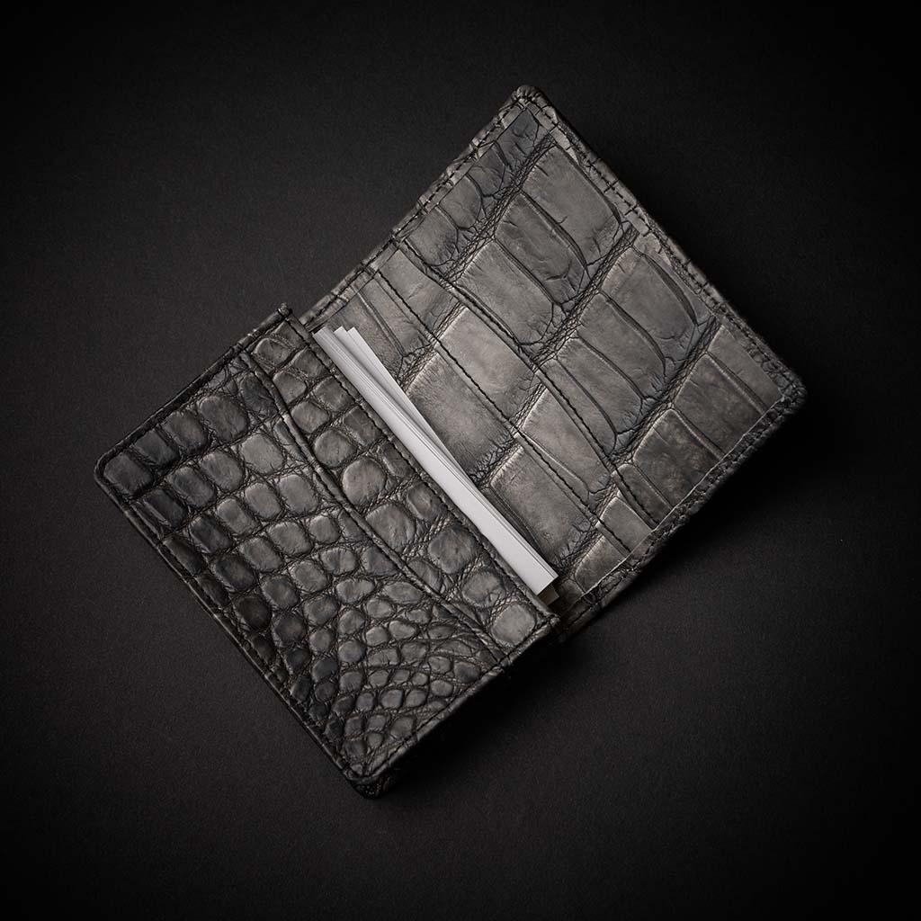 PREMIUM CROCO CARD CASE "EPIGRAPHIA"