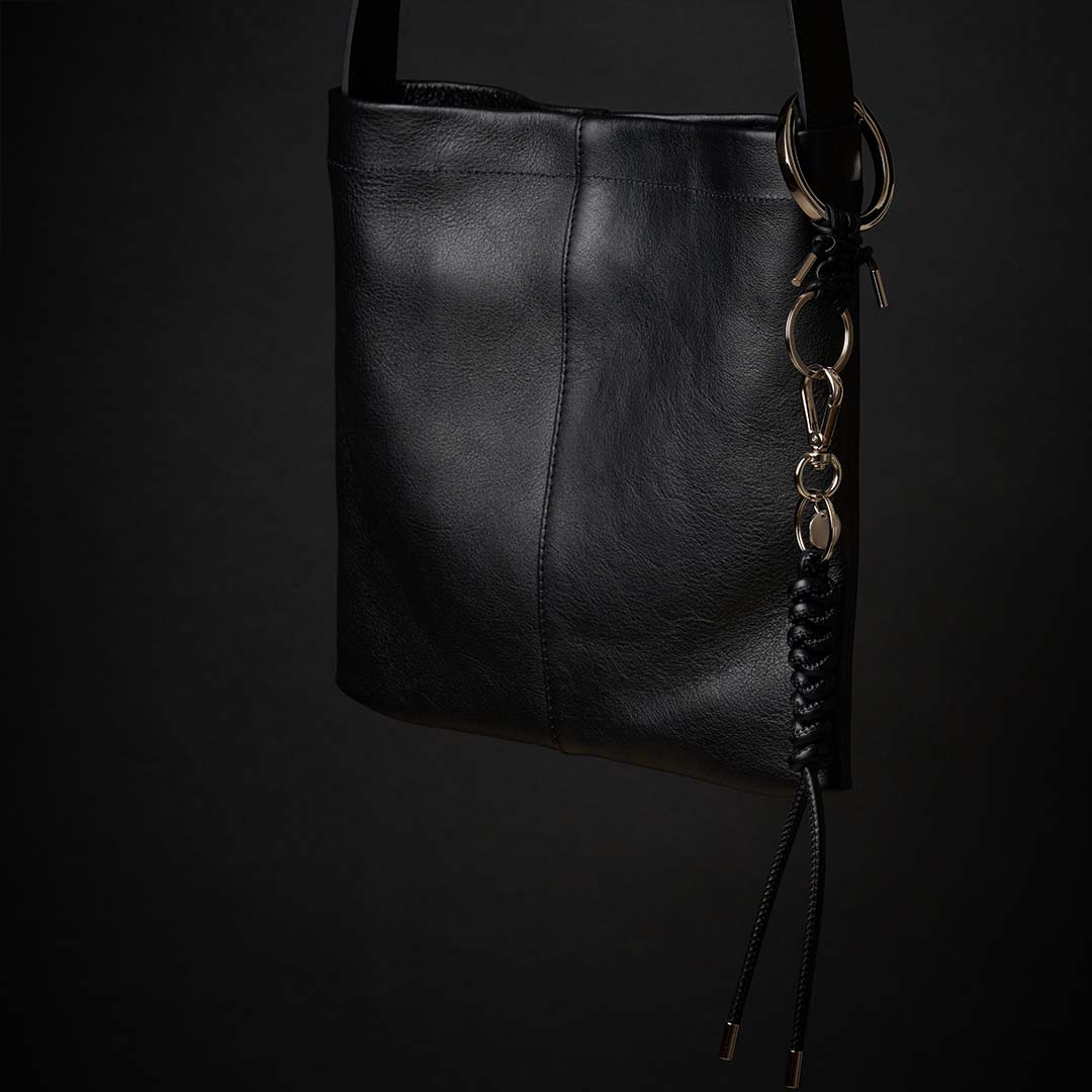 ITTI | CRISTY KNOTMAN RING BK / RAPTO JP (Christy Knotman