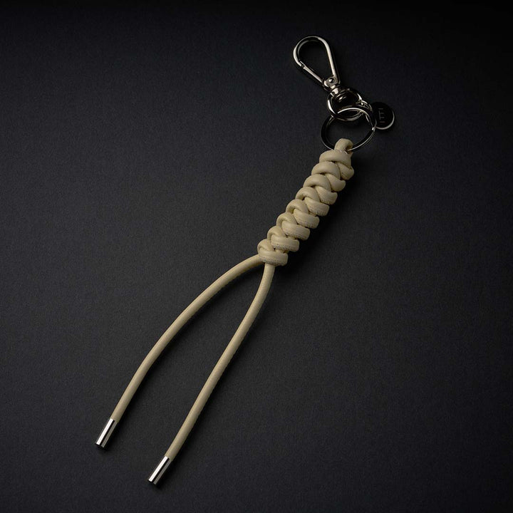 CRISTY SNAKE KNOT CHARM / STCOW